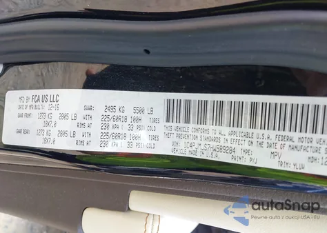 2017 Jeep Cherokee Overland 4X4 from USA, damaged, VIN 1C4PJMJS7HW589284